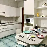 Large Family Appartament With Pool Sorrento